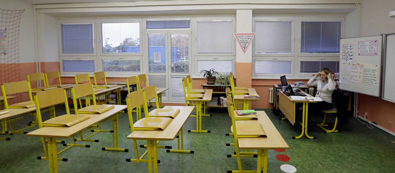 Επαναλειτουργούν σήμερα τα σχολεία σε Αυστρία και Γερμανία - Τι μέτρα ισχύουν